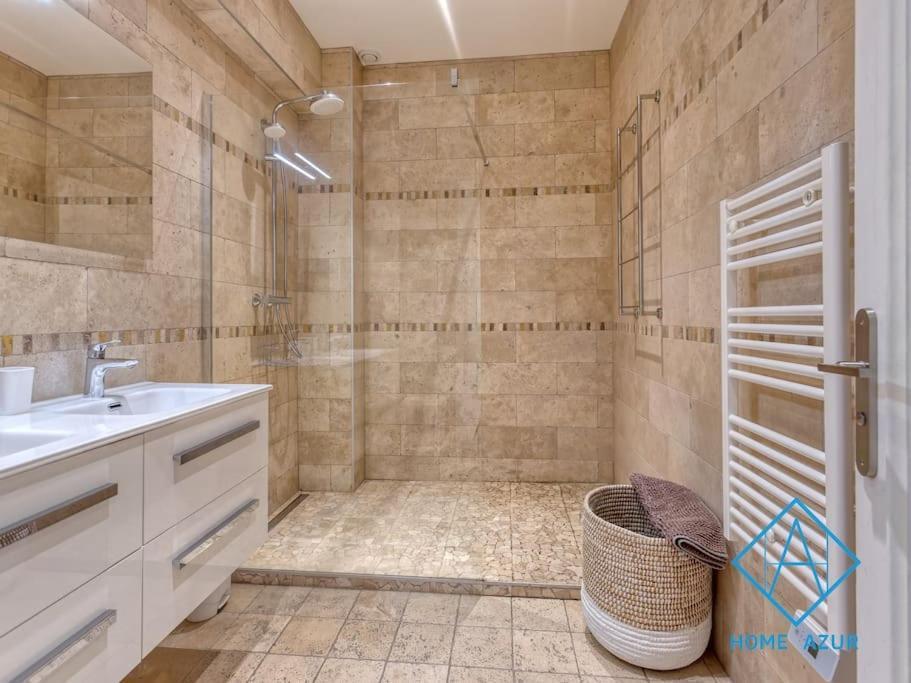 New Luxurious - Jean Medecin Apartment Nizza